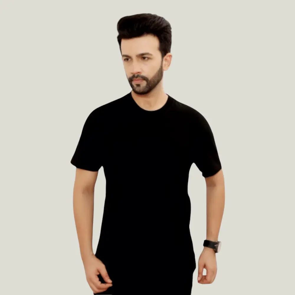 Levi's Round Neck 100% Cotton T-Shirt- Black — image 1