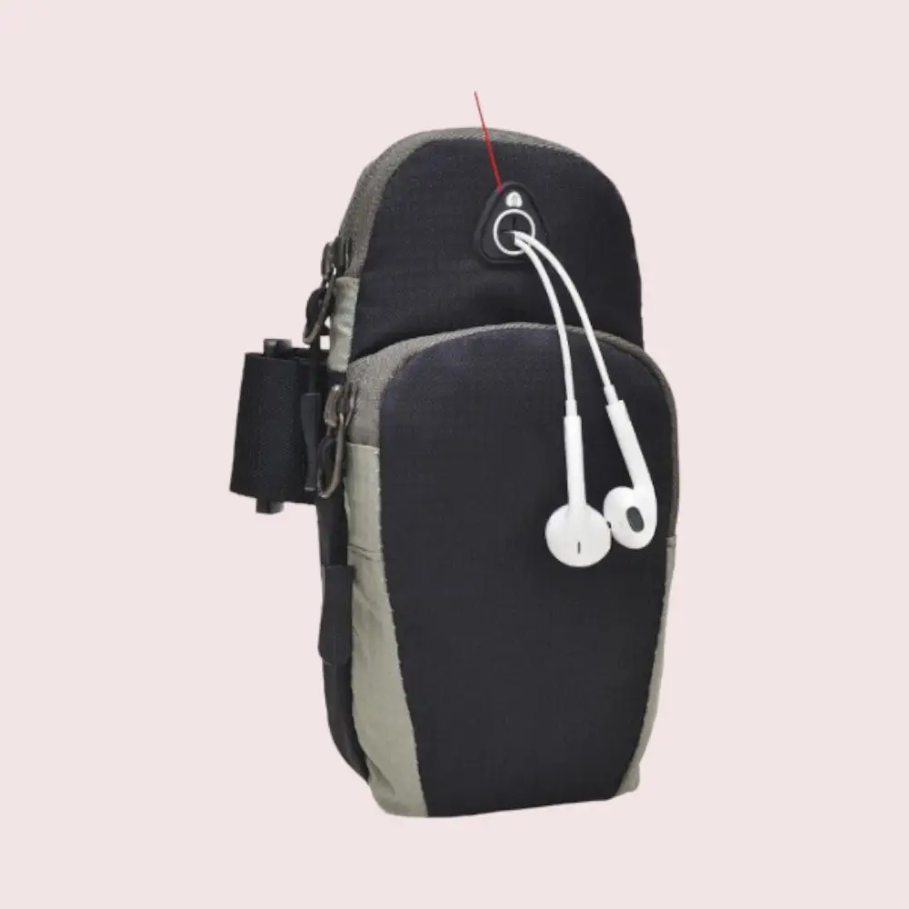 Universal Sports Arm Band Pouch- Black — image 1