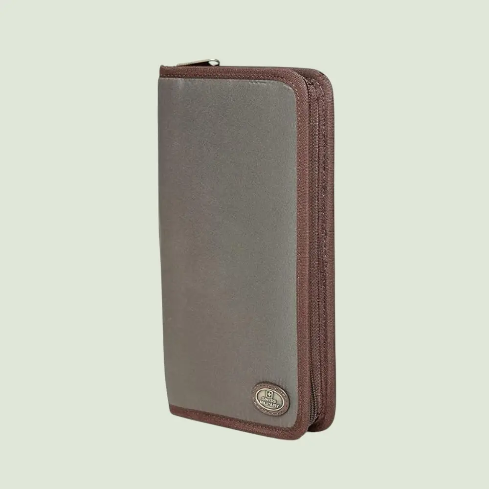Swiss Military Leo Travel Wallet- Green — image 1