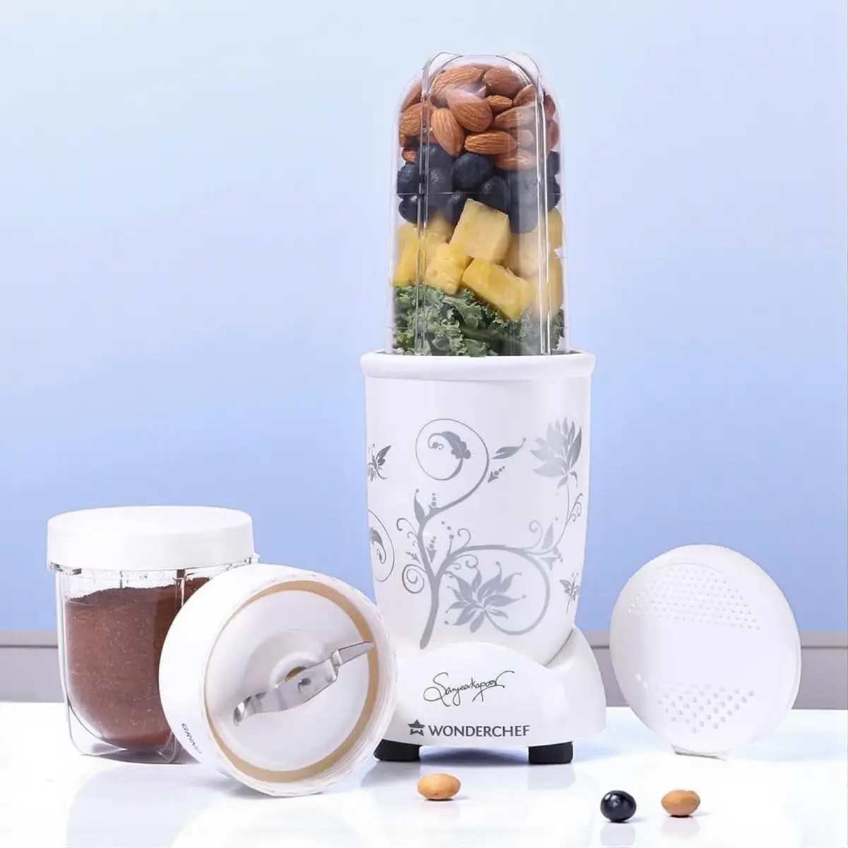 Wonderchef Nutri-blend 500W Juicer Mixer Grinder- White — image 1