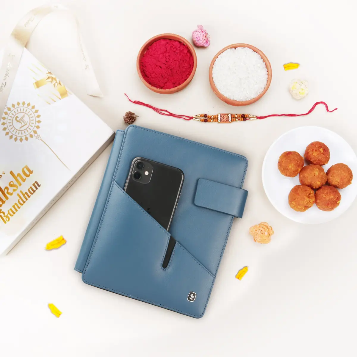 Raksha Bandhan Gift | Melunge Leather Diary For Men & Women | Genuine Leather Handmade Journal / Notebook - Blue — image 1