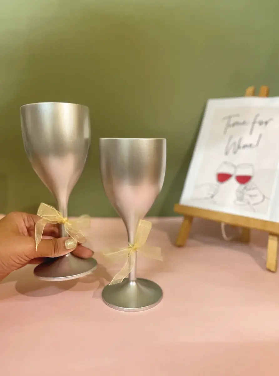Non Breakable Wine Glass Gift Set - Silver — image 1