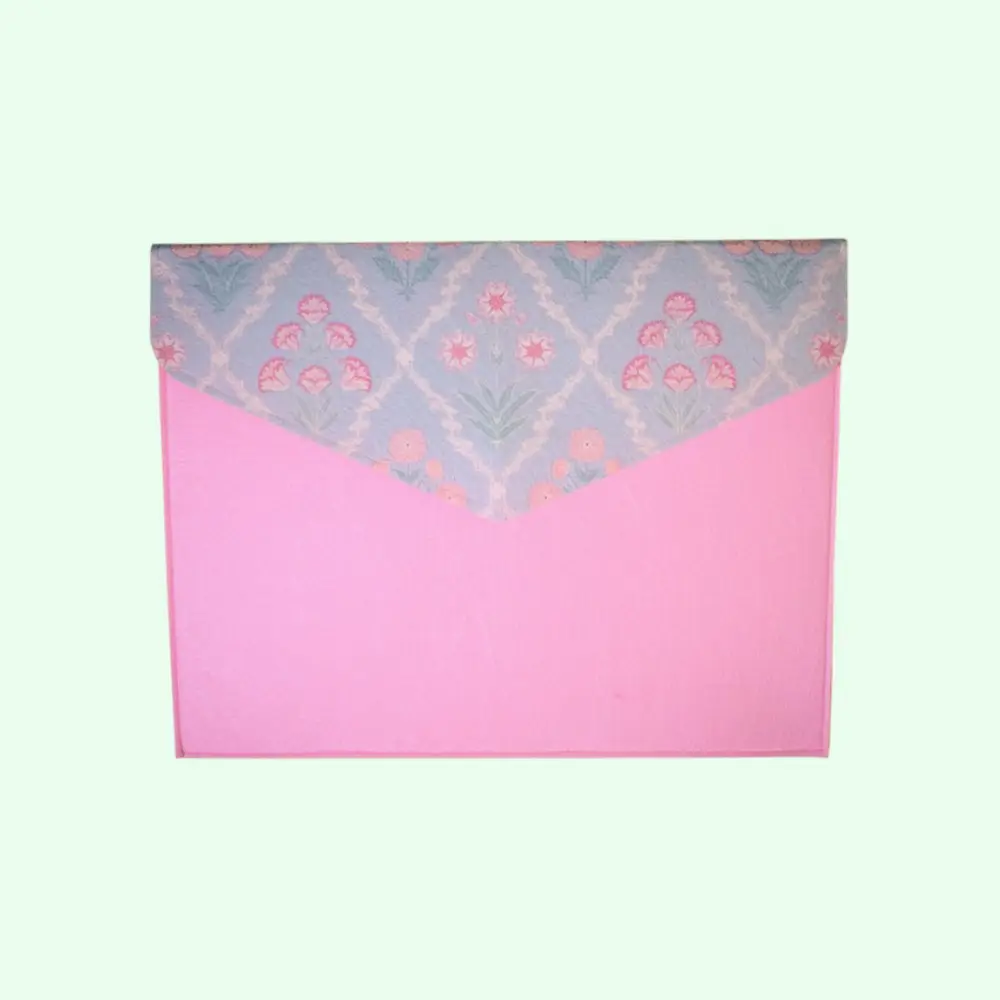 Trusser Felt 11.15" Inches Blush Vale Folder- Pink — image 1
