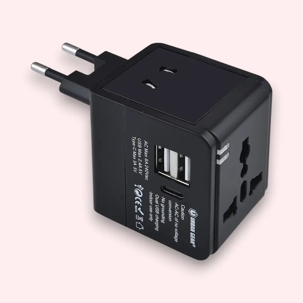 Urban Gear Cube Pro Universal Travel Adaptor 2USB + Type-C- Black — image 1